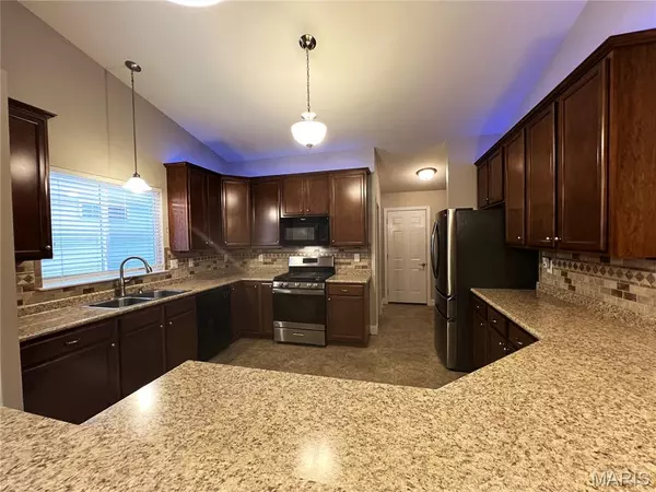 Dardenne Prairie, MO 63368,949 Promenade CT