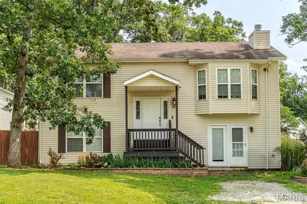 404 Kingsley DR, St Clair, MO 63077