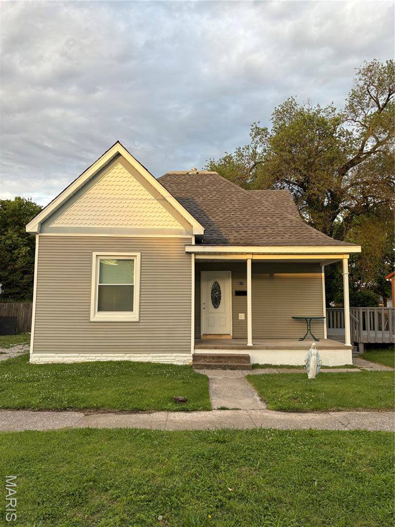 618 Broadway, East Alton, IL 62024