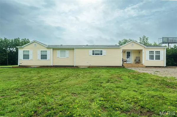 Rolla, MO 65401,15885 County Road 8140