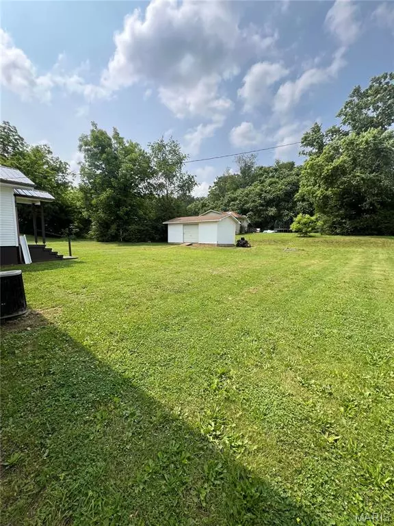 Doniphan, MO 63935,403 E Summit ST
