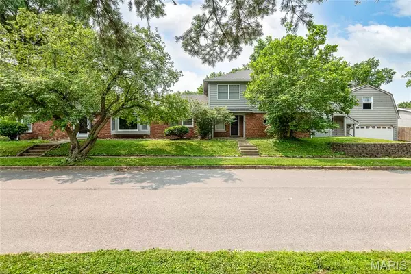 612 Cass AVE, Edwardsville, IL 62025