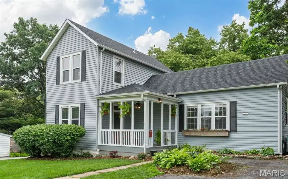 1012 Summit AVE, Webster Groves, MO 63119