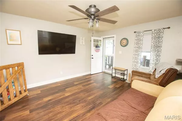 Wood River, IL 62095,109 N 13th ST