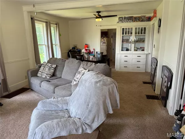 Hannibal, MO 63401,111 N Levering AVE