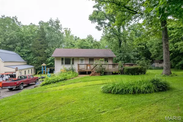 922 Chestnut LN, Union, MO 63084