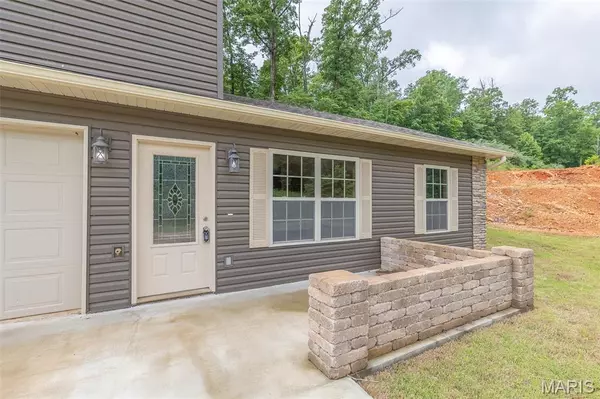 Poplar Bluff, MO 63901,120 Mayson LN