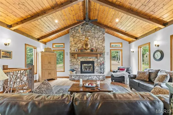 Farmington, MO 63640,2004 Possum Hollow RD