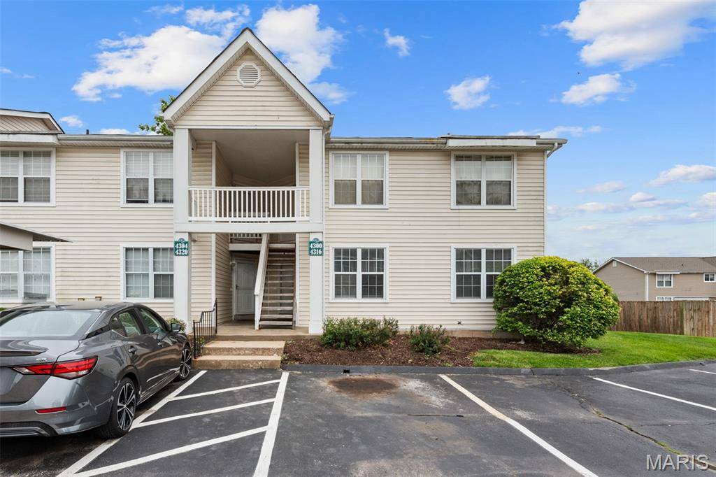 4316 Inlet Isle DR, Florissant, MO 63034