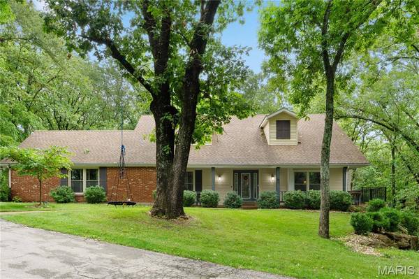 1824 Oak Tree Ridge RD,  Wildwood,  MO 63005
