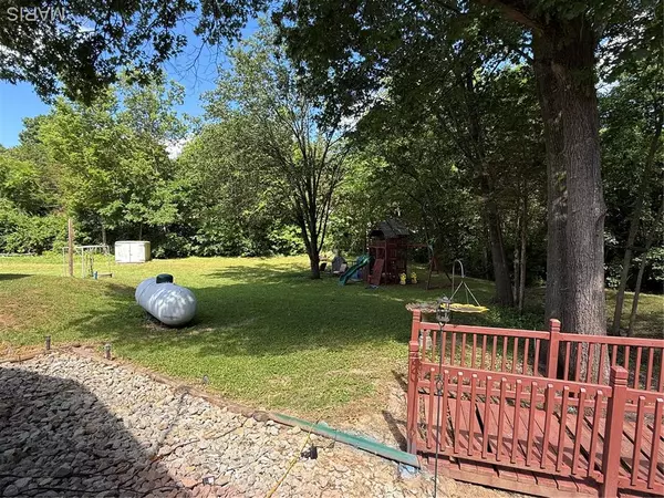 French Village, MO 63036,8947 Alqonquin DR