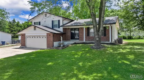 Warrenton, MO 63383,10 Redbud DR