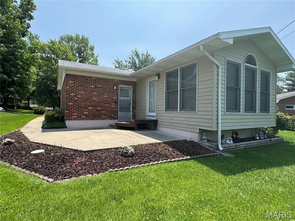 Ste Genevieve, MO 63670,25 St Jude Drive