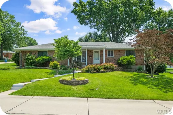 Mehlville, MO 63125,2210 Doran DR