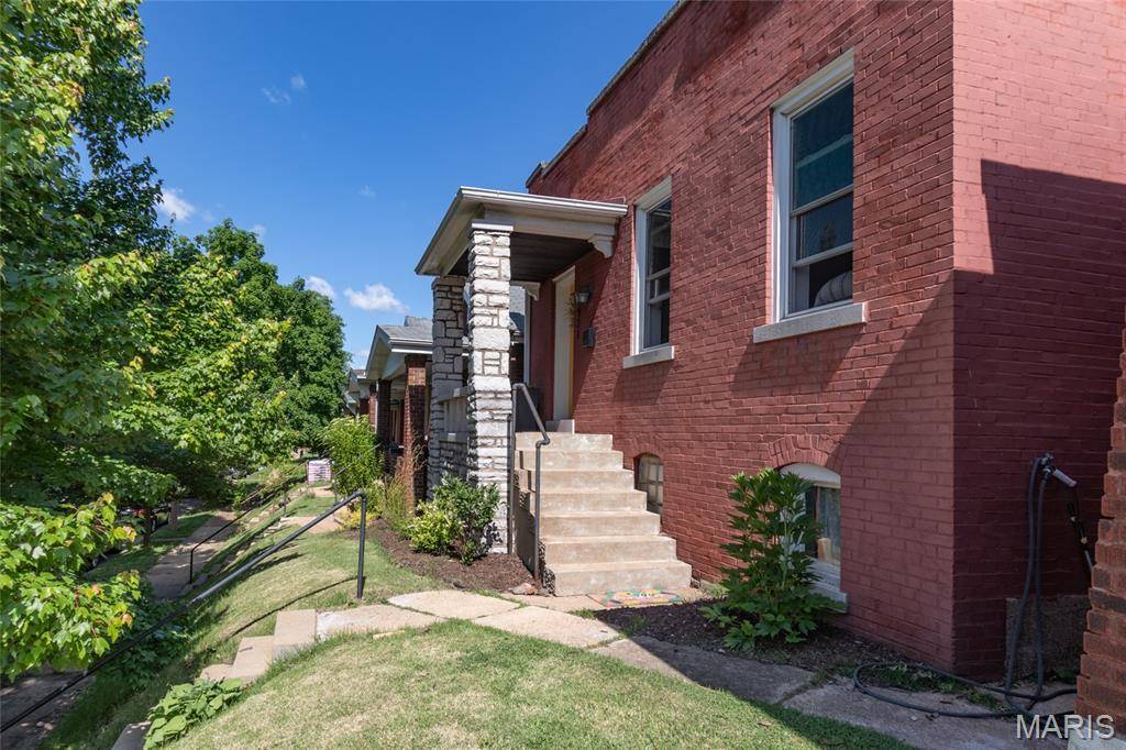 5531 Devonshire AVE, St Louis, MO 63109