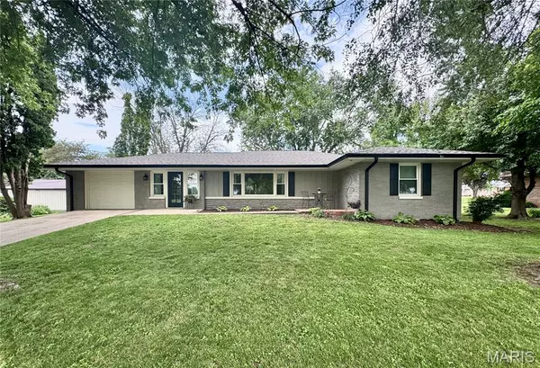 1311 W Line ST, Palmyra, MO 63461