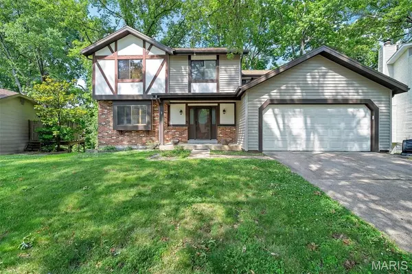 Maryland Heights, MO 63043,2370 Cedar Lake DR