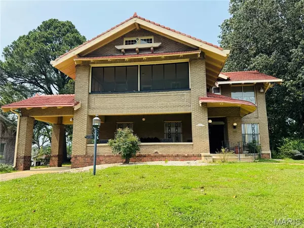 Poplar Bluff, MO 63901,955 Kinzer ST