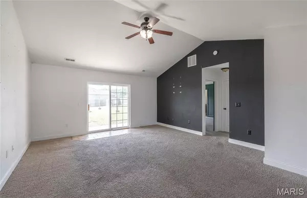 St Robert, MO 65584,111 Brush Creek Pkwy