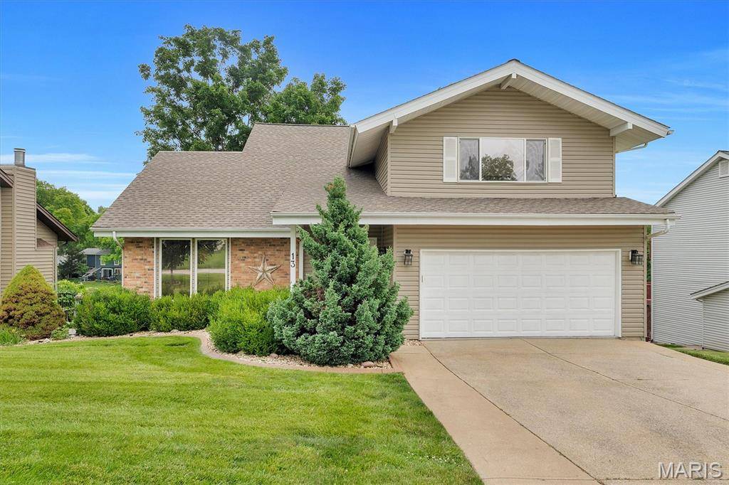 13 Harbor Point CT, Lake St Louis, MO 63367