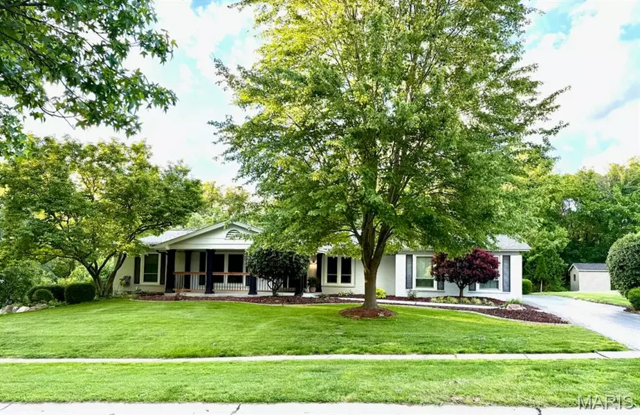 503 Richley DR, Chesterfield, MO 63017