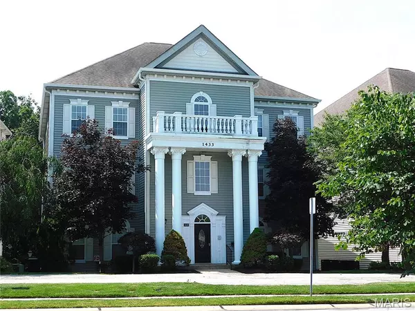 1433 Heritage Landing #301, St Charles, MO 63303