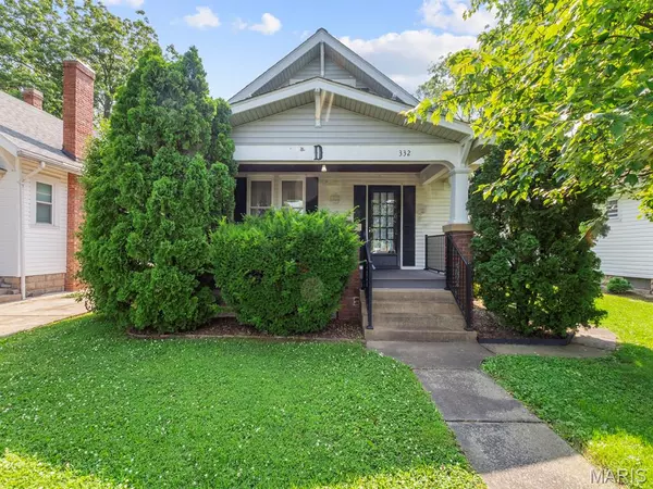 332 Locust ST, Red Bud, IL 62278