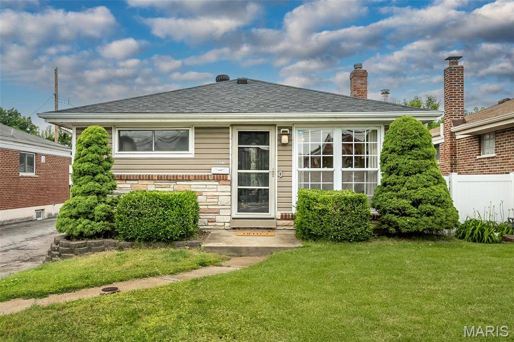 9327 Mackenzie RD, Affton, MO 63123