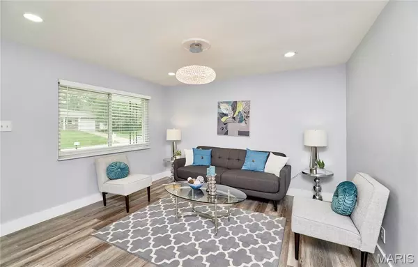 Maryland Heights, MO 63043,2988 Joyce CT