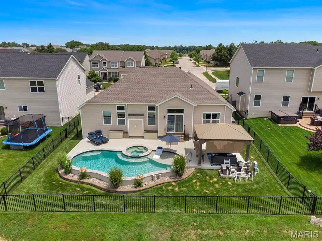St Peters, MO 63376,1118 Cherry Creek CT