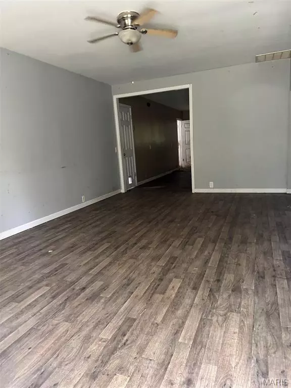 Poplar Bluff, MO 63901,1111 N 10 th ST