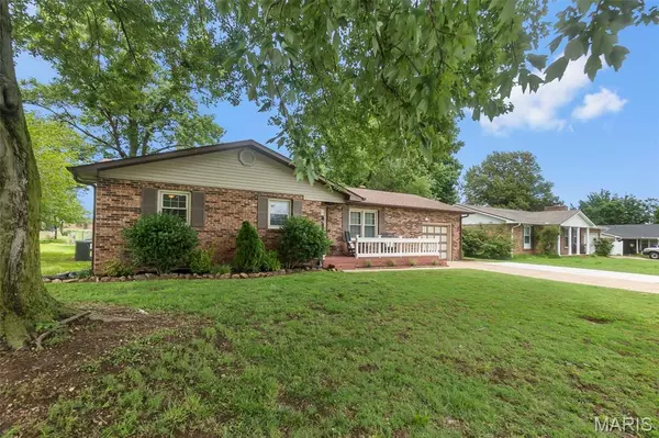 Sikeston, MO 63801,1004 Willow LN