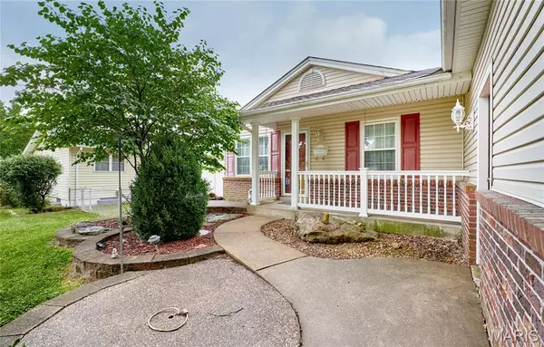 Hazelwood, MO 63042,7928 Campion LN