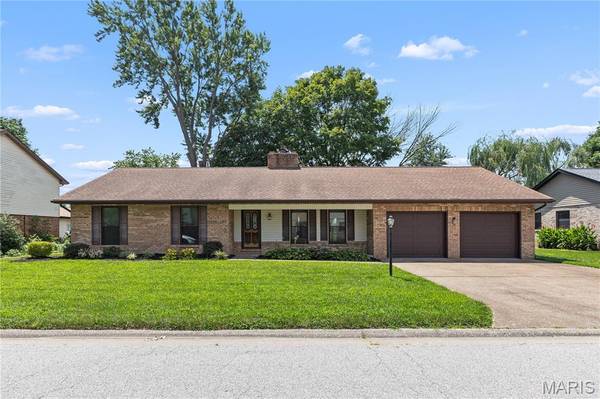 549 Windrift DR, Belleville, IL 62221