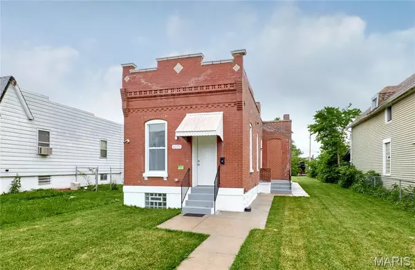 4275 E Ashland AVE, St Louis, MO 63115
