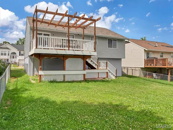 Arnold, MO 63010,3178 5 Oaks DR