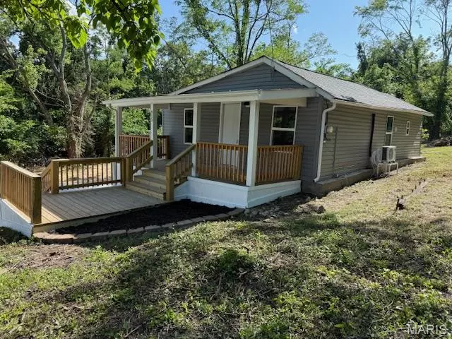 St Clair, MO 63077,415 Hickory ST