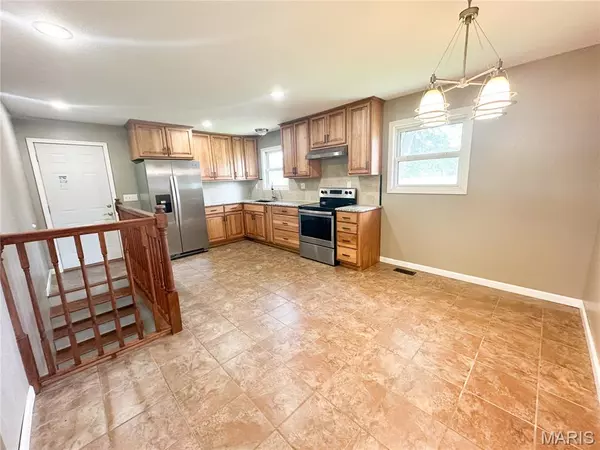 Salem, MO 65560,6484 County Road 3180