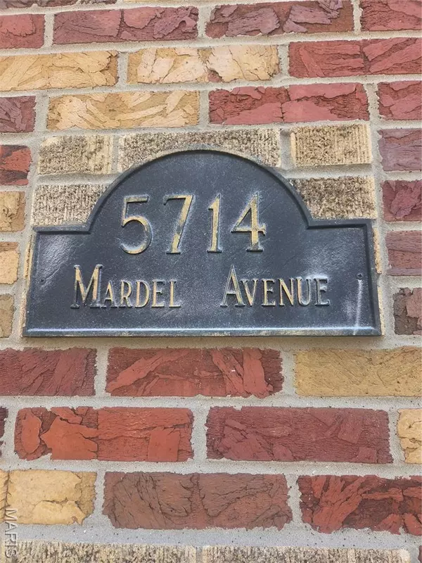 St Louis, MO 63109,5714 Mardel AVE