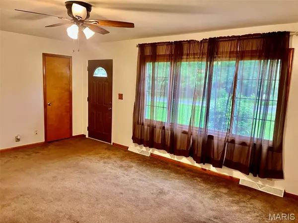 Brighton, IL 62012,211 South ST