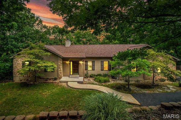 1343 Bear Canyon RD, Wildwood, MO 63021