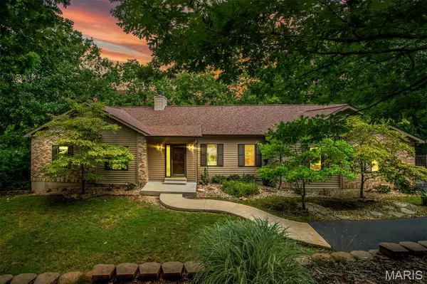 1343 Bear Canyon RD, Wildwood, MO 63021