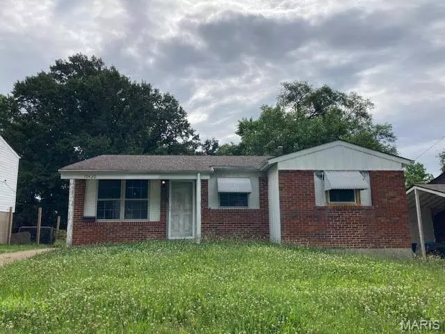 St Louis, MO 63136,10430 Castle DR