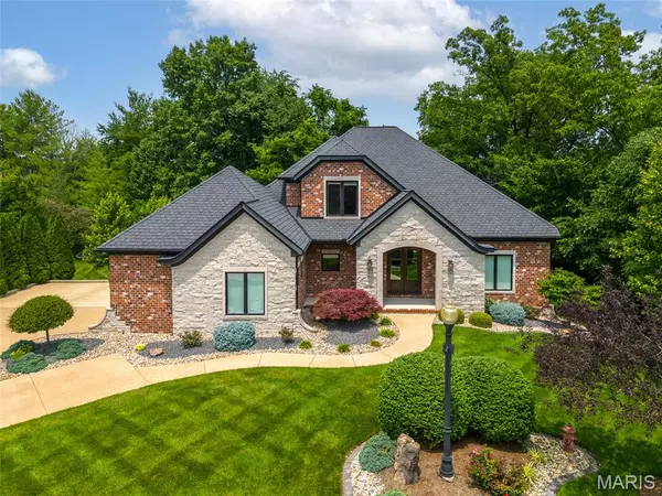 Glen Carbon, IL 62034,5915 Meridian Woods