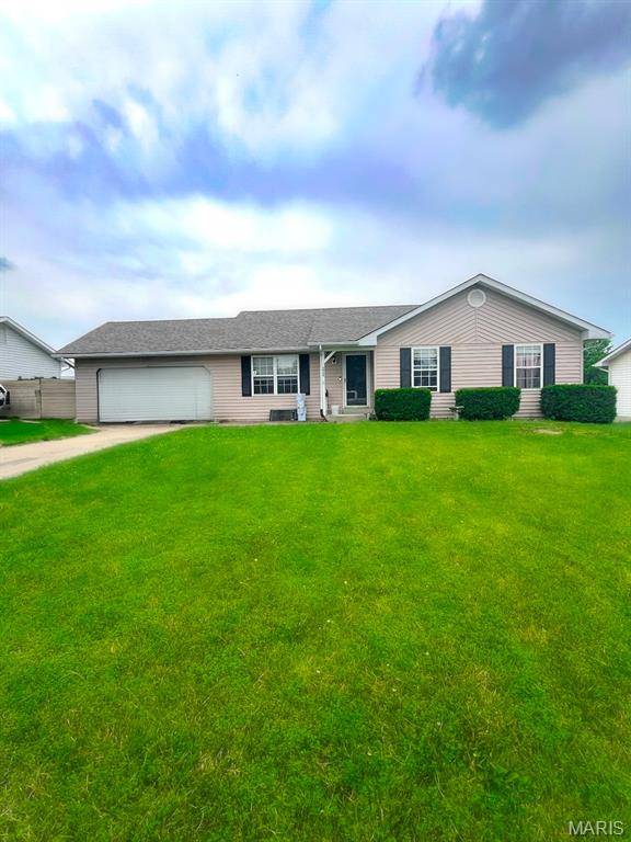 140 Castlewood DR, Troy, MO 63379