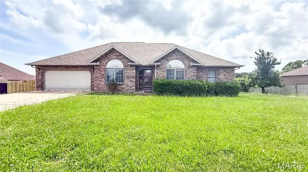 200 April DR, St Robert, MO 65584