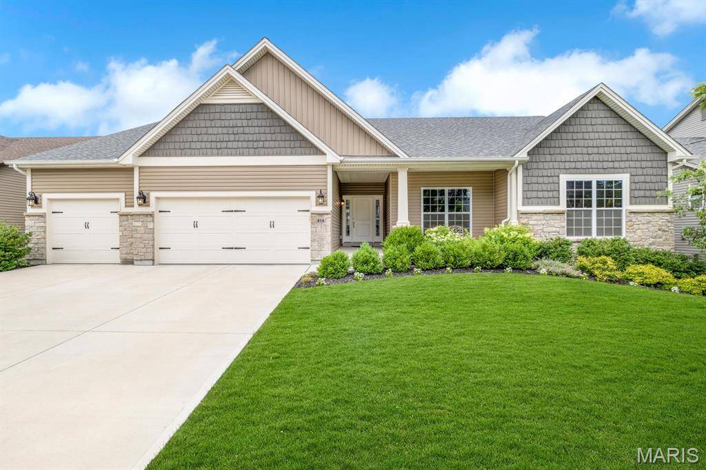 414 Filipp LN, Lake St Louis, MO 63367