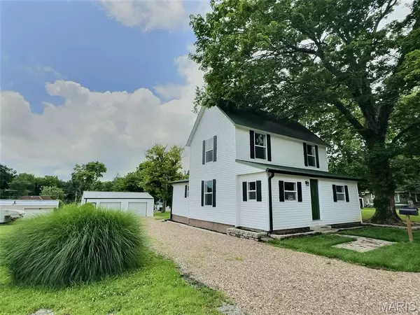 605 E Olive ST, Scott City, MO 63780