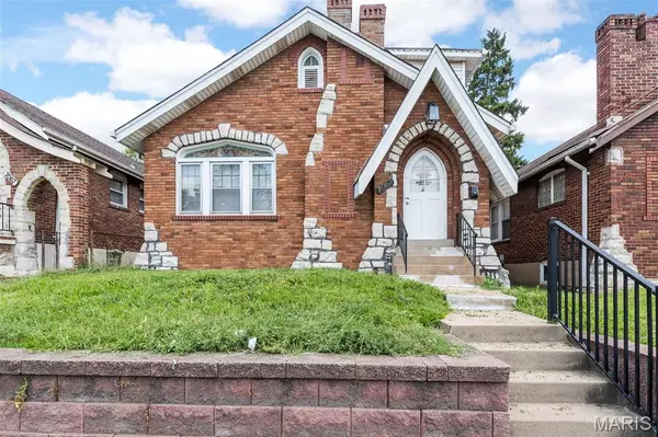 7063 W Florissant AVE, Flordell Hills, MO 63136
