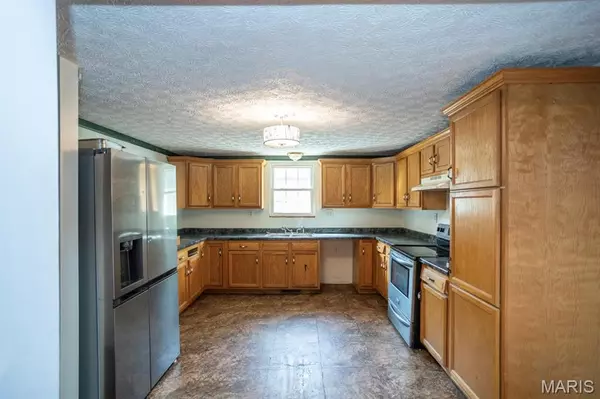 Dixon, MO 65459,13209 Hassler DR